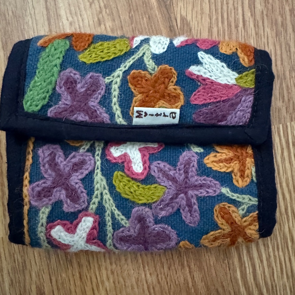 Mitra  Thailand  boho cotton and wool wallet